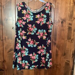 Floral Sleeveless Top in Navy and Pink